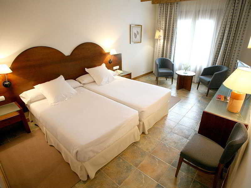 Hotel Ciudad De セニセロ エクステリア 写真